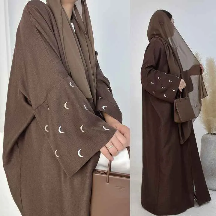 عبايات نسائيه ملونه , Colorful women's abayas