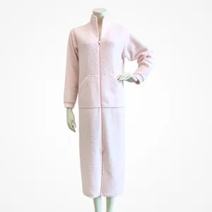 Diamond Tea Poodle Knit Zip Robe Pink