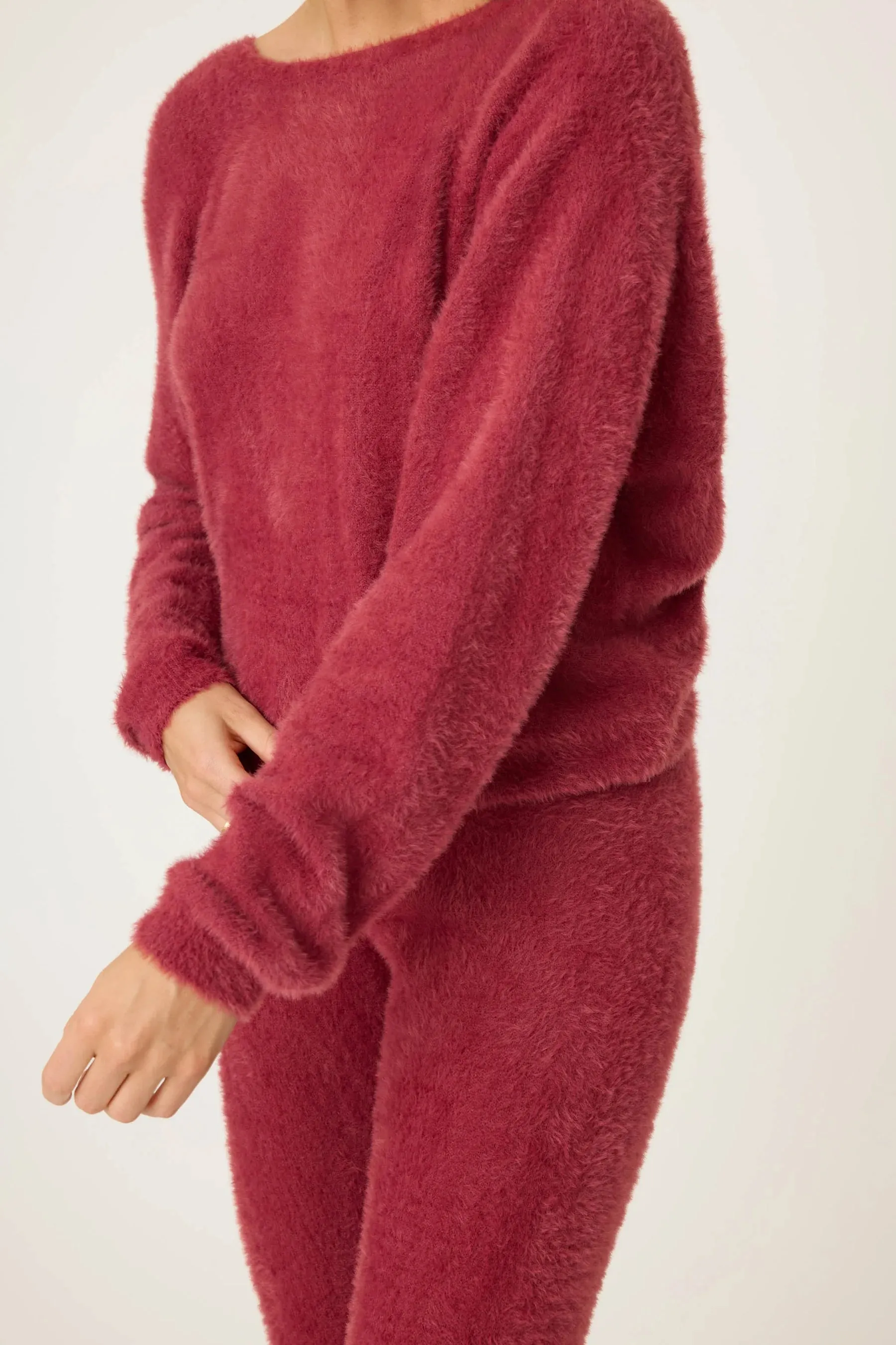 Earth Red Holiday Spirit Set