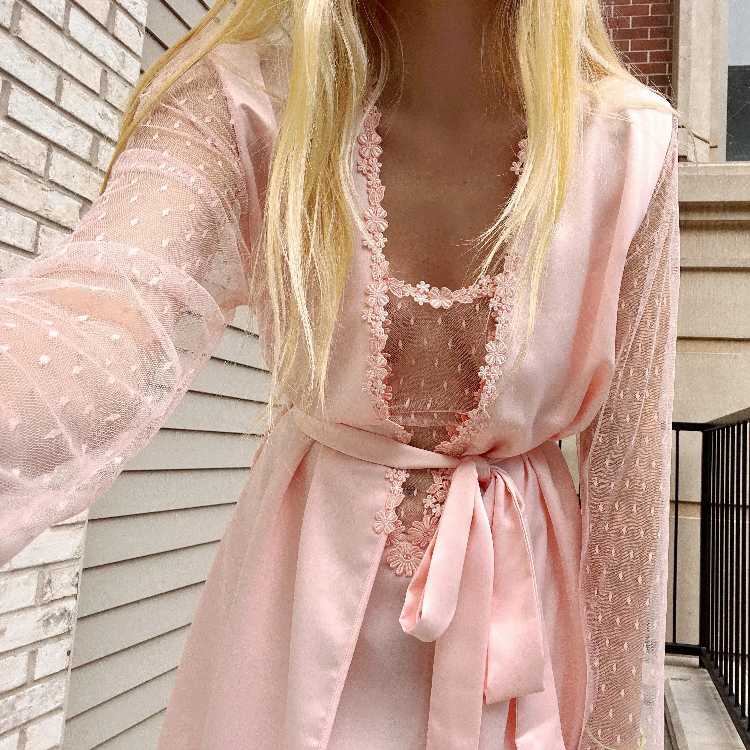 Flora Nikrooz Showstopper Cover Up in Pink 8061