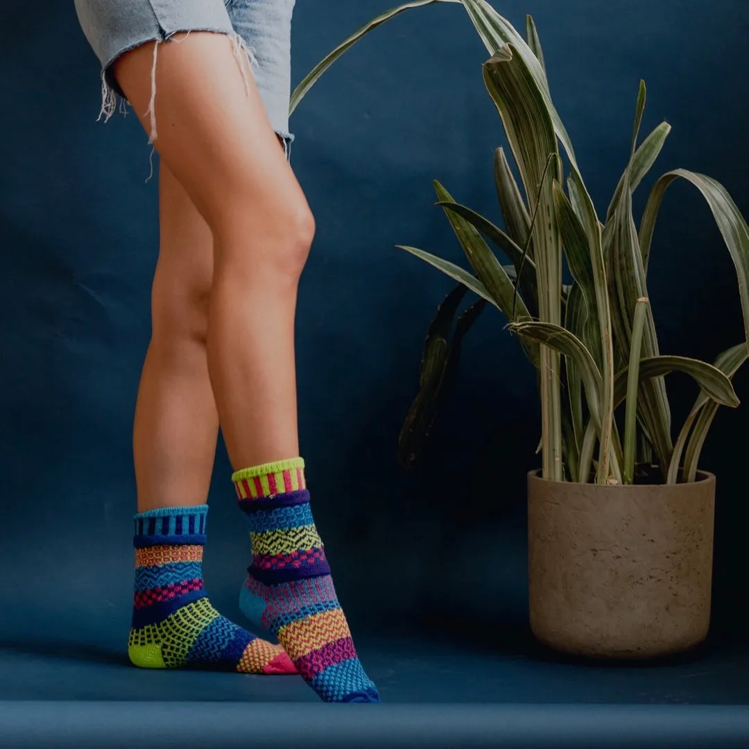 Mismatched Knitted Socks (Carnation)