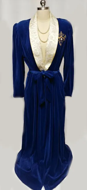 *NEW OLD STOCK - VINTAGE KATHLEEN USHERWOOD FOR PERIPHERY IN SAPPHIRE VELVETY VELOUR ROBE WITH CREAM & GOLD EMBROIDERED LAPELS WITH RHINESTONE & PEARL CREST - GORGEOUS! - PERFECT FOR A GIFT FOR CHRISTMAS OR A BIRTHDAY