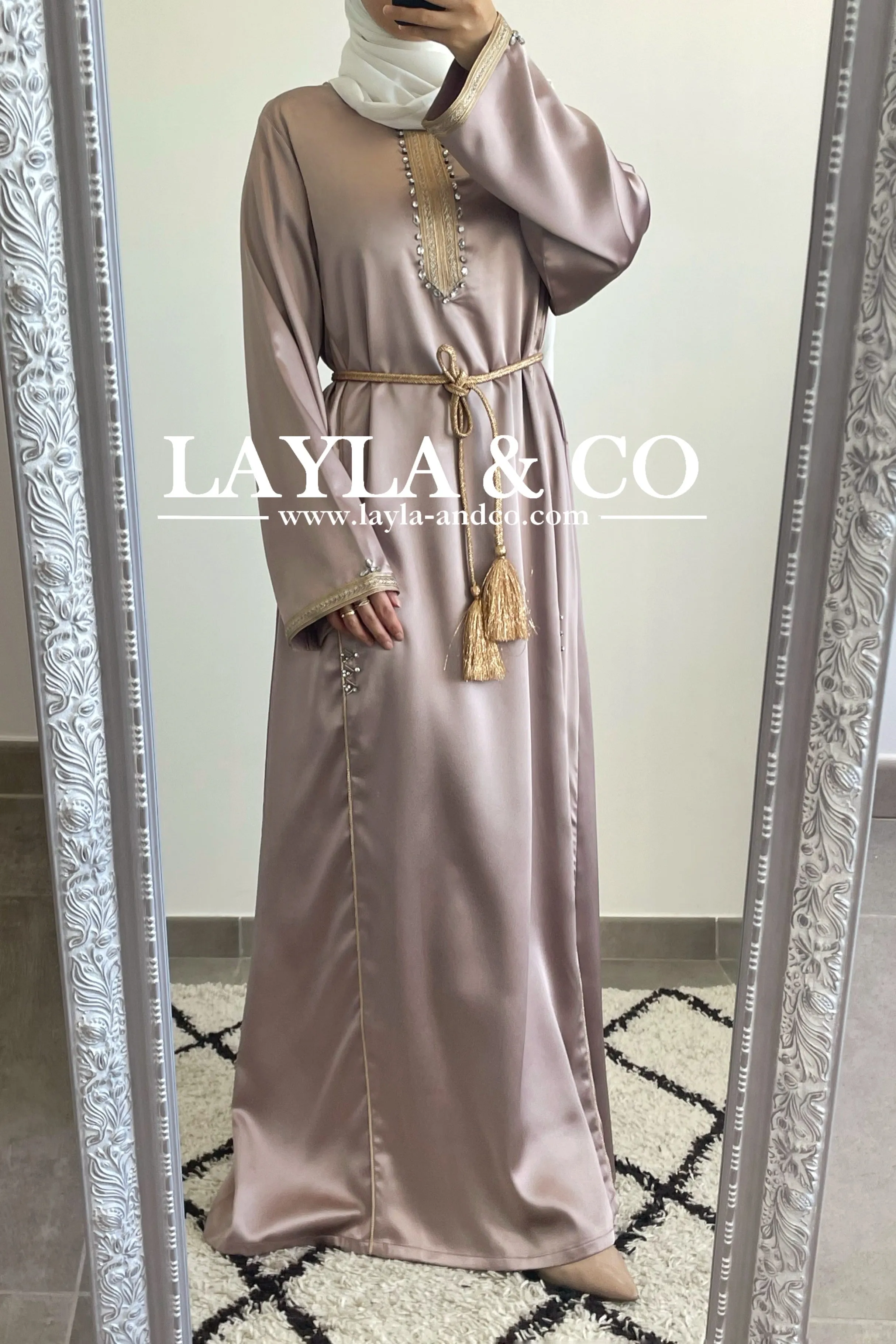 Robe caftan satiné