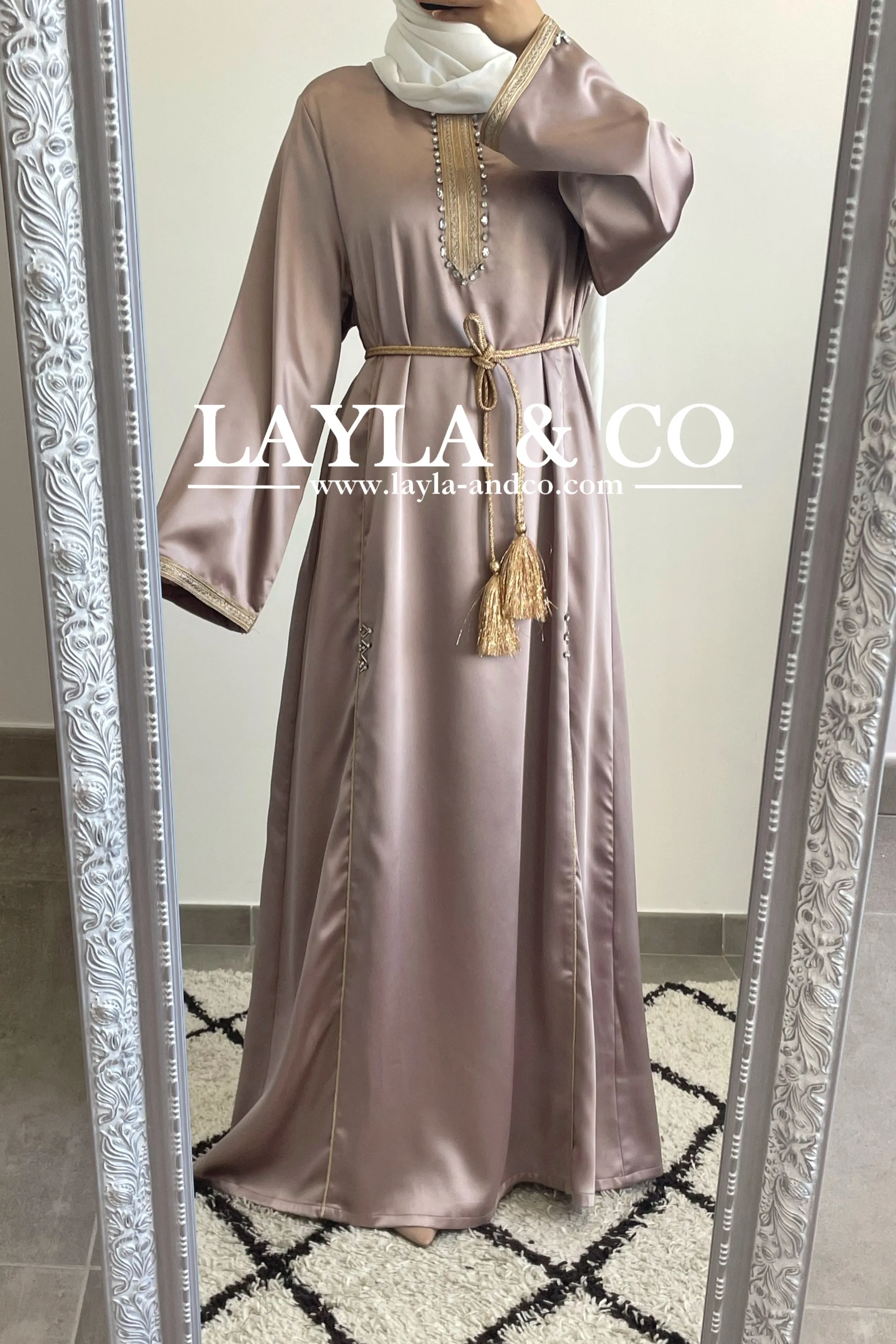 Robe caftan satiné