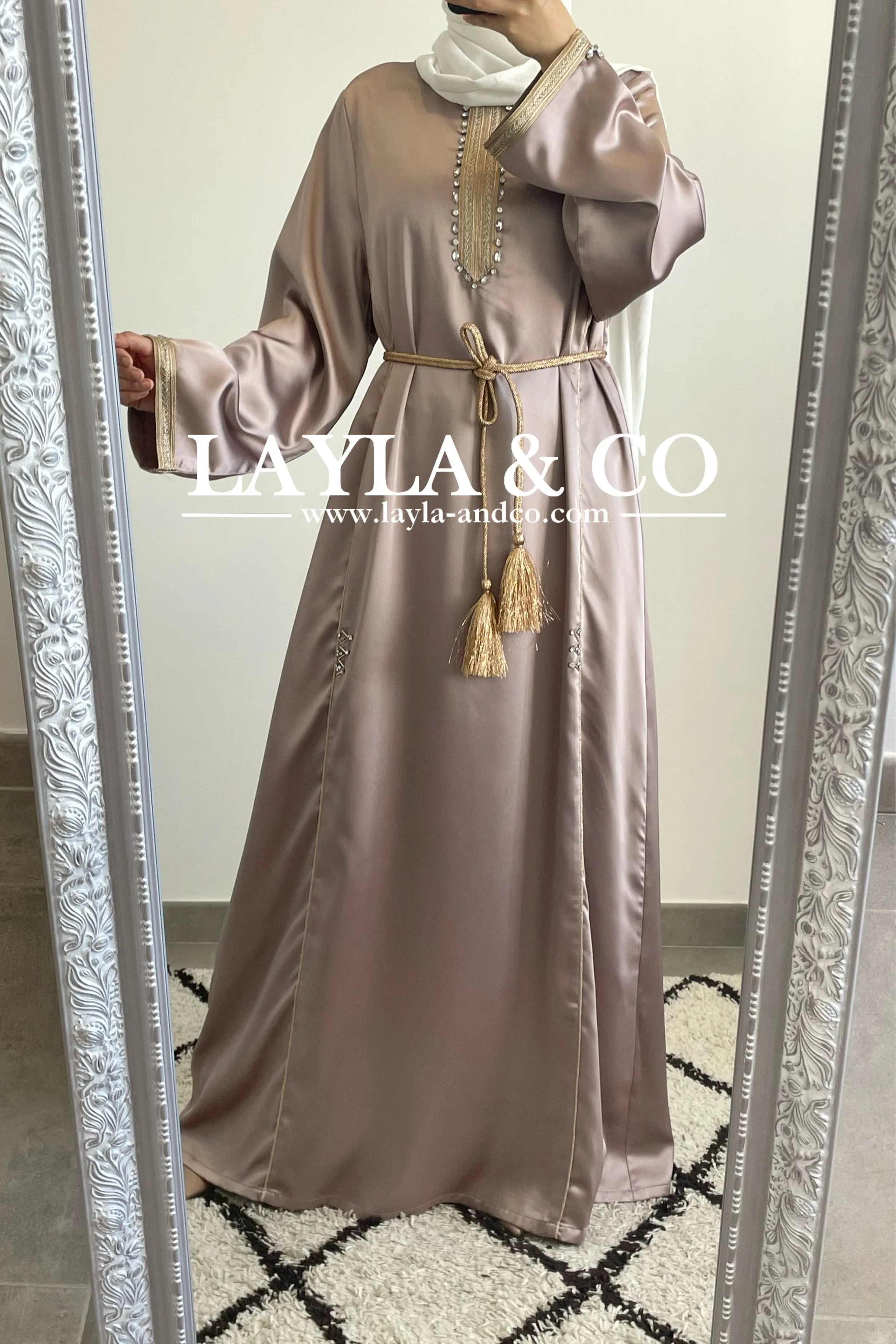 Robe caftan satiné