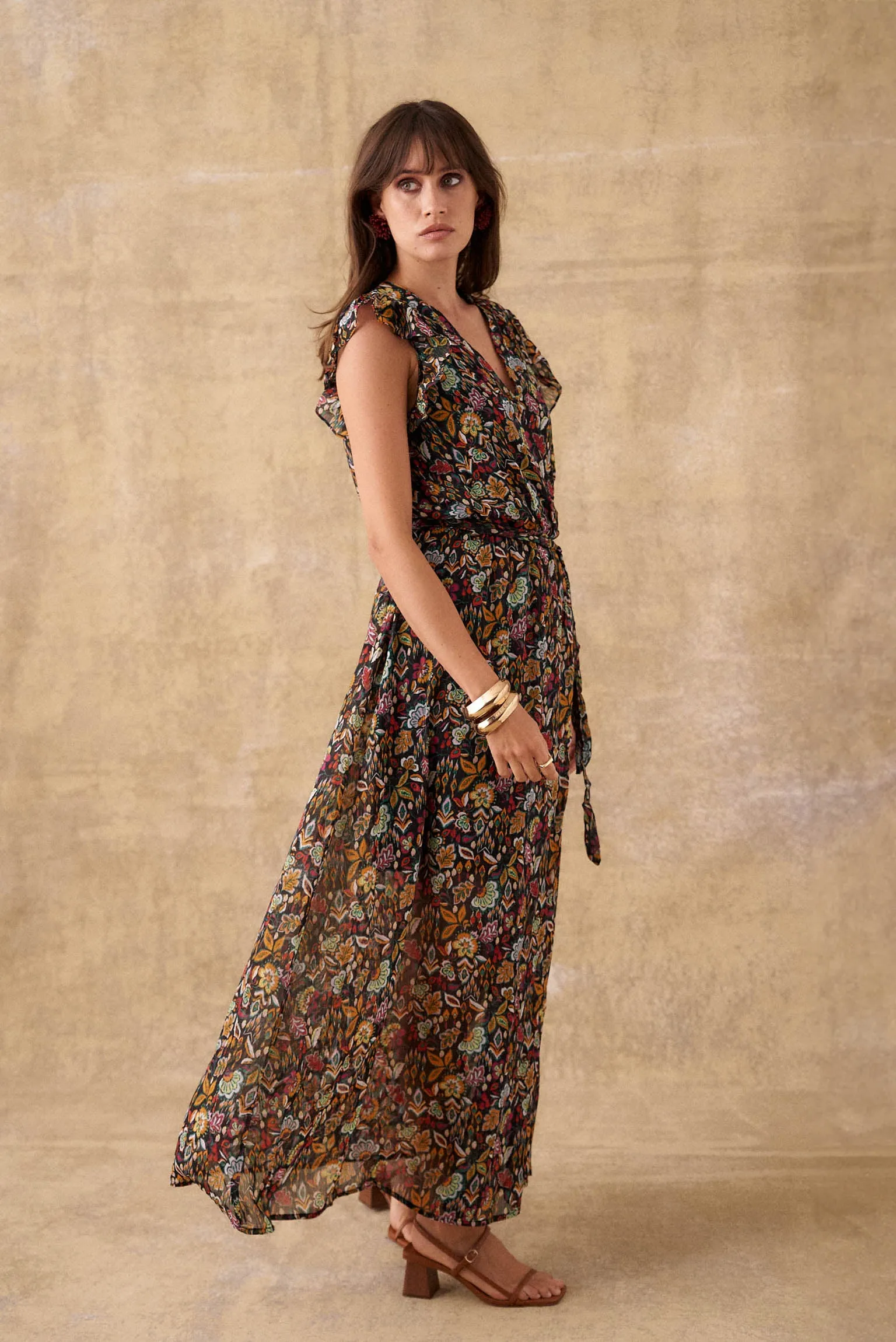 Robe Lily
